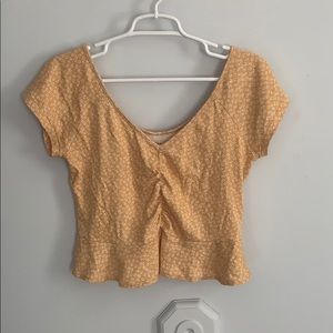 American eagle sinched yellow/orange flow top